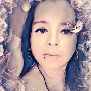 Meet your Posher, Milena